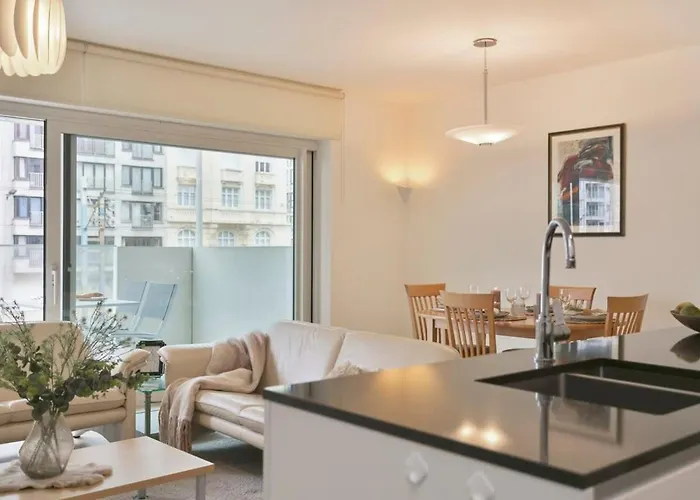 Huswell - Cosy Family Apartment With Parking Near The Beach
