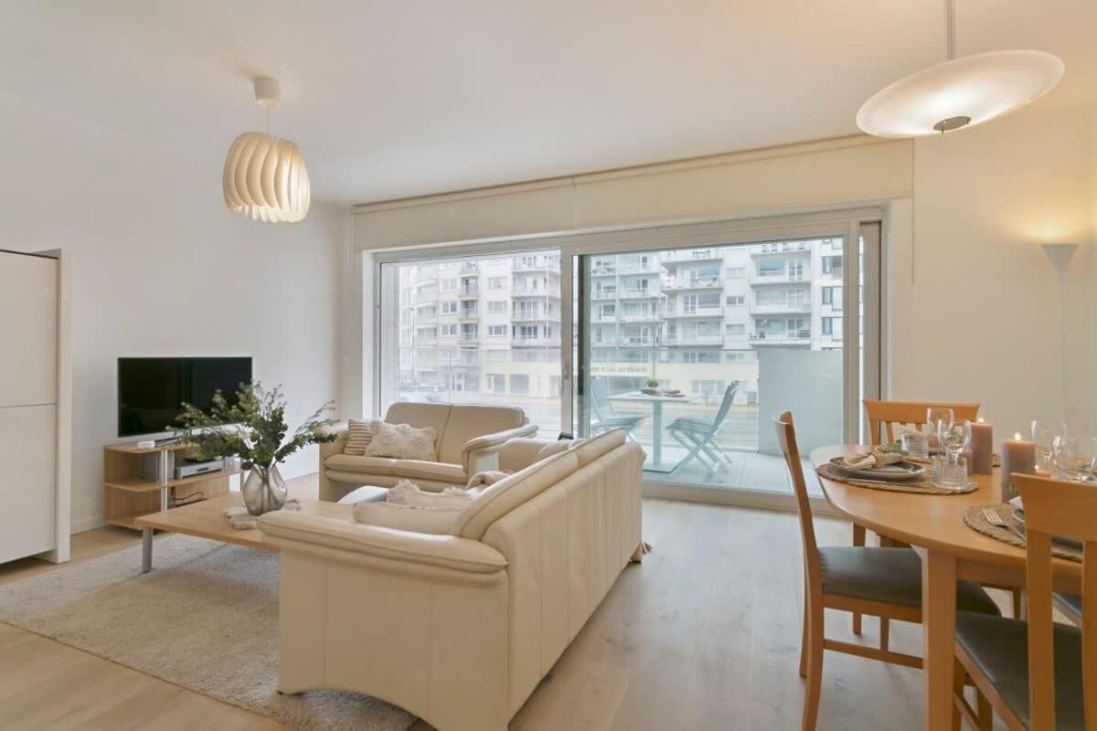Huswell - Cosy Family With Parking Near The Apartamento Ostend